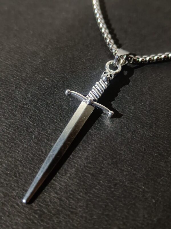 Nightsunder Sword - Image 5