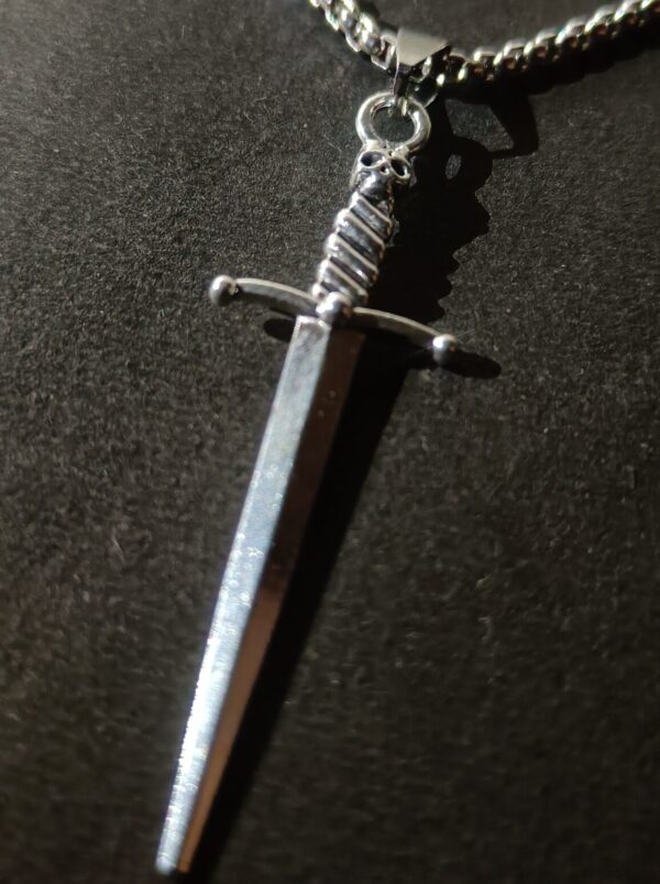 Nightsunder Sword - Image 6