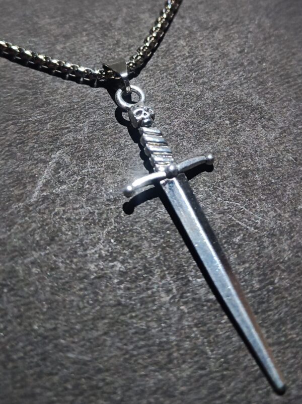 Nightsunder Sword - Image 4